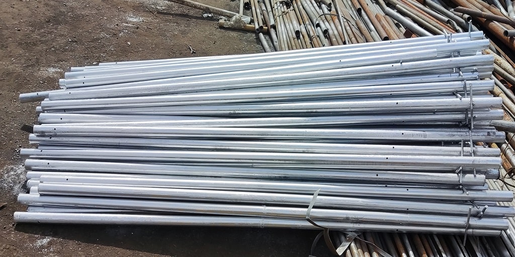 پایه فنس گالوانیزه لوله